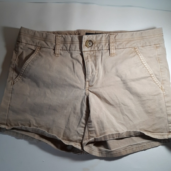 American Eagle khakis shorts 4 - Picture 1 of 3